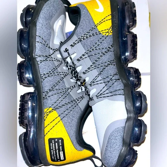 Nike | Shoes | Copy Nike Air Vapormax Utility Aq88010 | Poshmark display picture 2